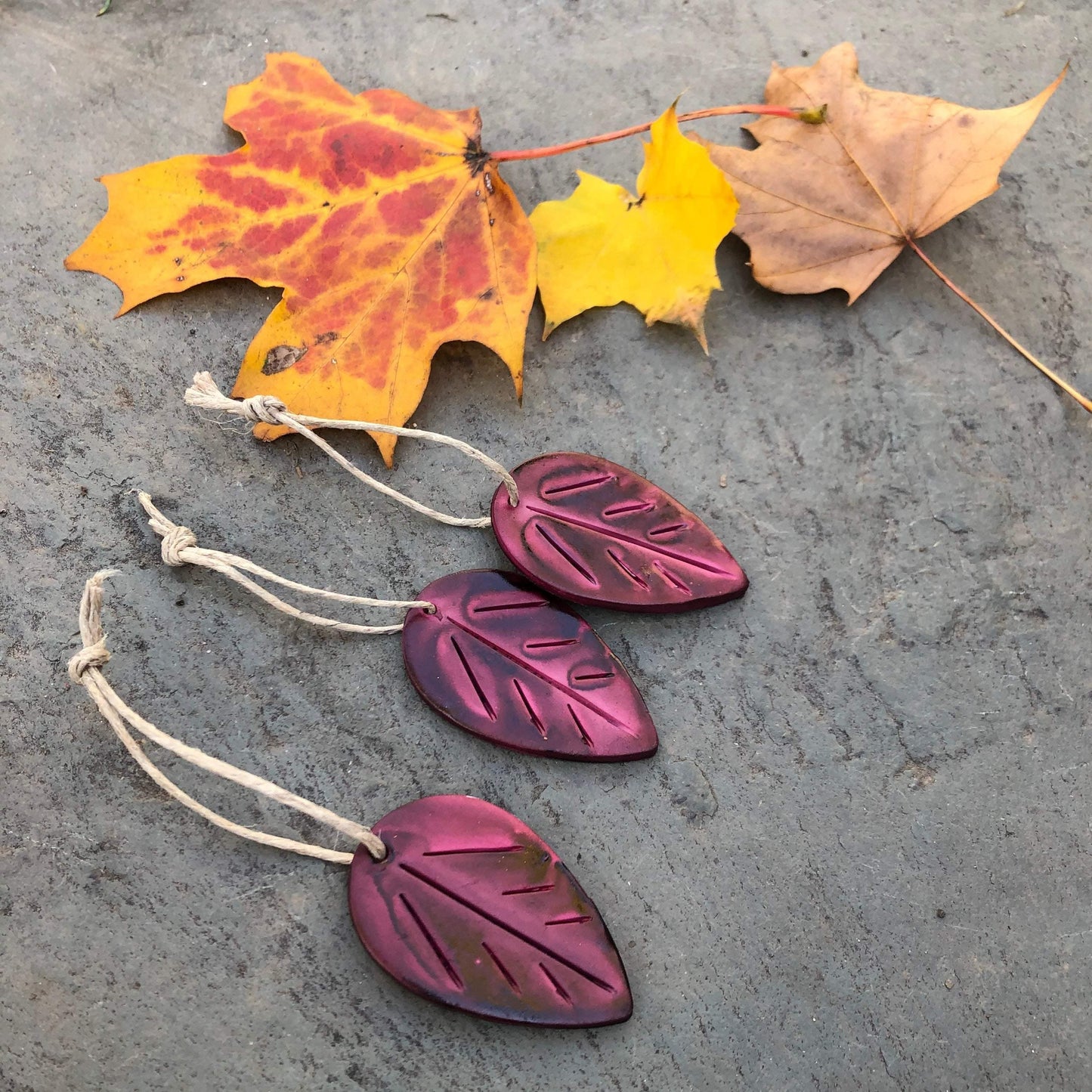 Green Clay Leaf Ornaments for Rustic Fall Décor